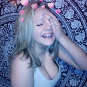 Meet your Posher, Athena